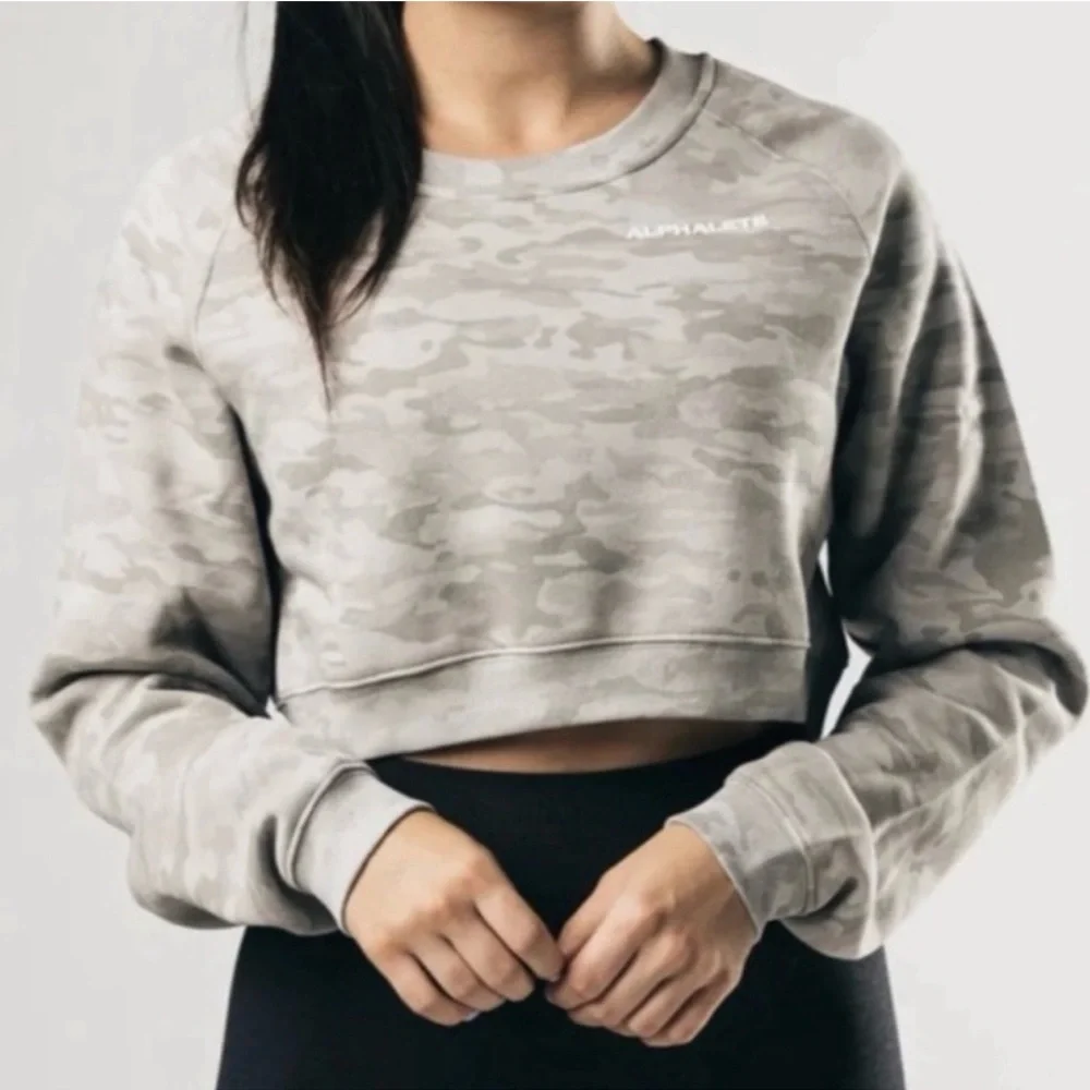 NWT Alphalete cropped camo sweatshirt - Picture 1 of 3